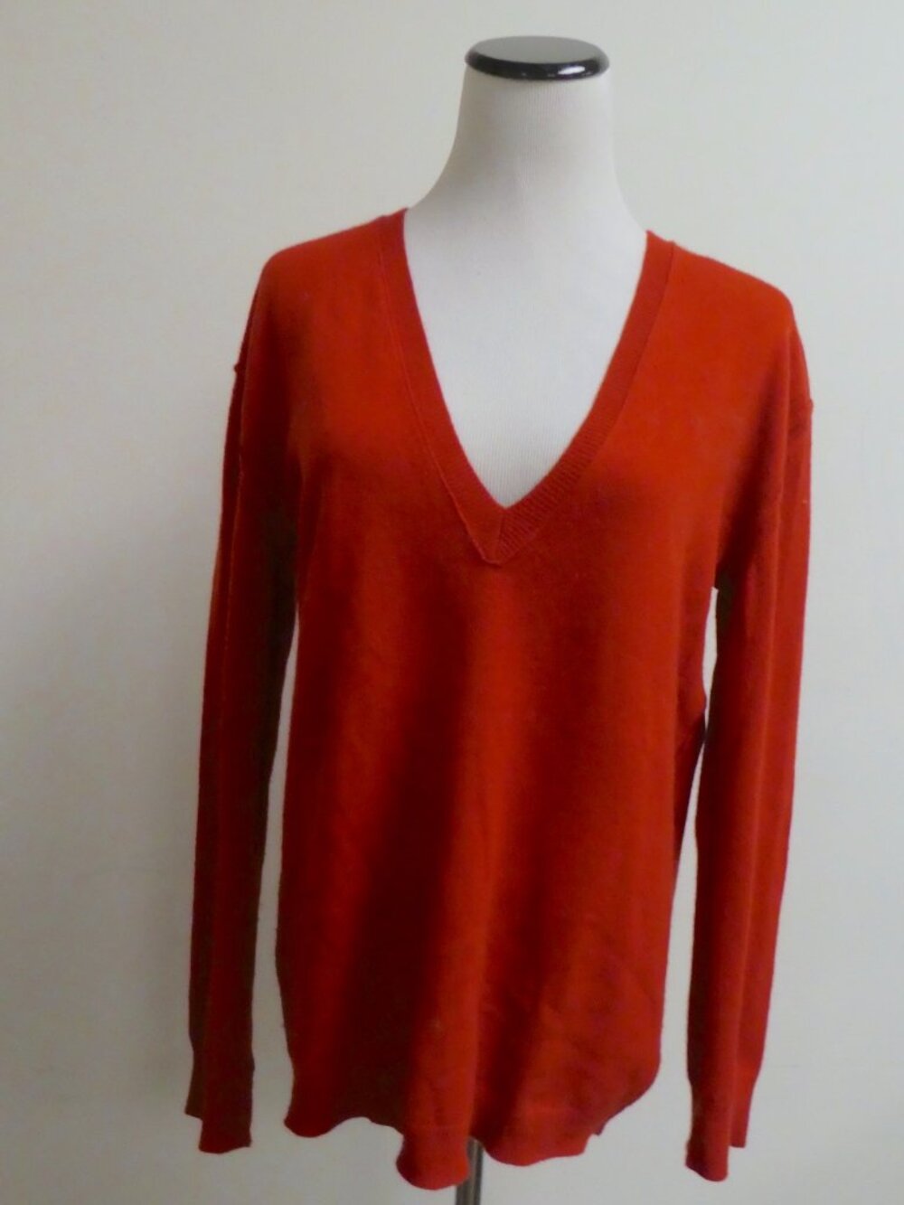 Inhabit Red Cashmere reverse edge v neck sweater M